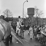 126233 Afbeelding van de aankomst van Sinterklaas op de Weerdsingel O.Z. te Utrecht.